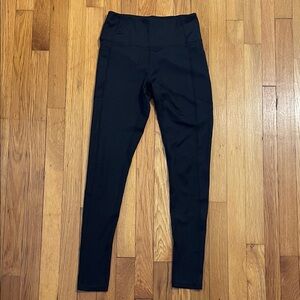 Victoria's Secret Women’s Black Leggings - Size 4